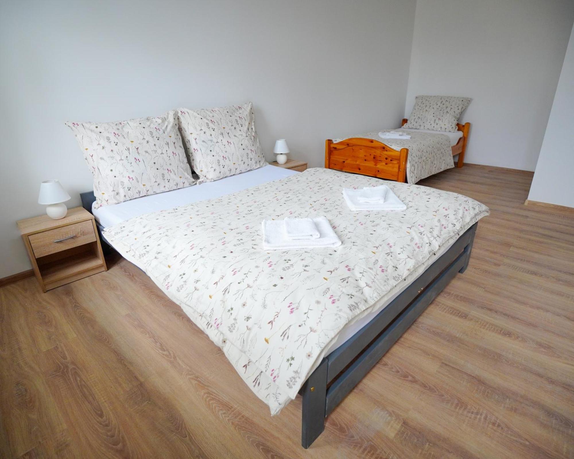 Apartment U Cerneho Orla Karlovy Vary Kültér fotó