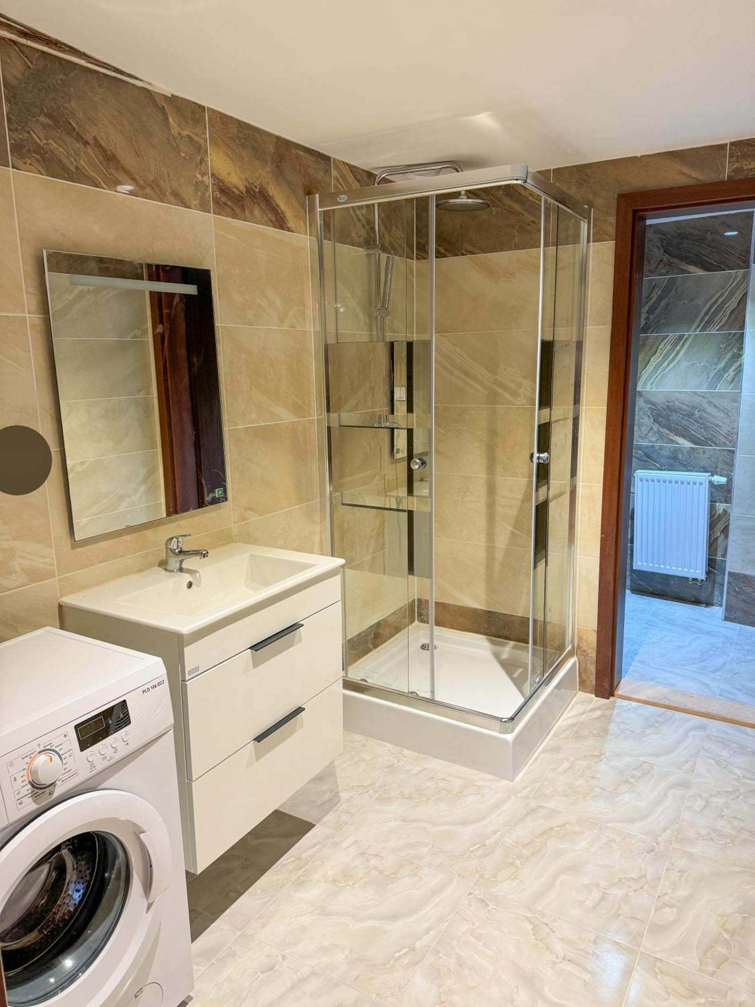 Apartment U Cerneho Orla Karlovy Vary Kültér fotó